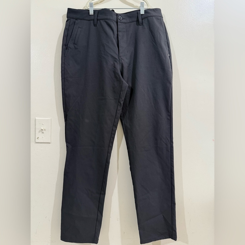 Vuori Men's Black Chinos - Slim Casual Trousers
